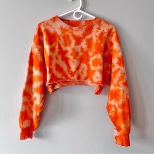 Aritzia TNA COZY tie dye cropped fleece sweatshirt